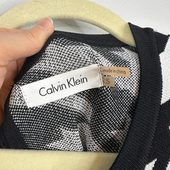Calvin Klein White & Black Houndstooth Sweater Dress - Picture 6 of 7